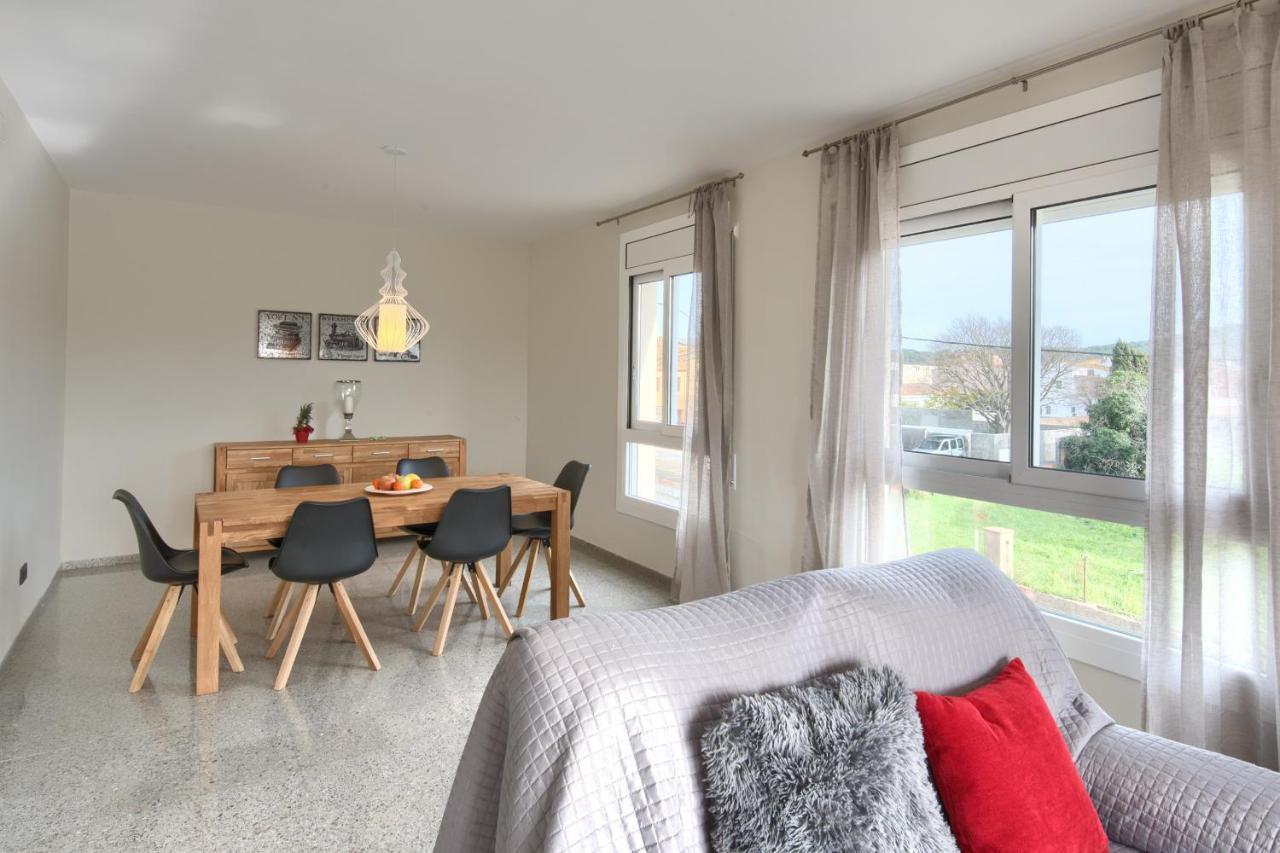 Alquiler Apartamento En Pals Ngoại thất bức ảnh